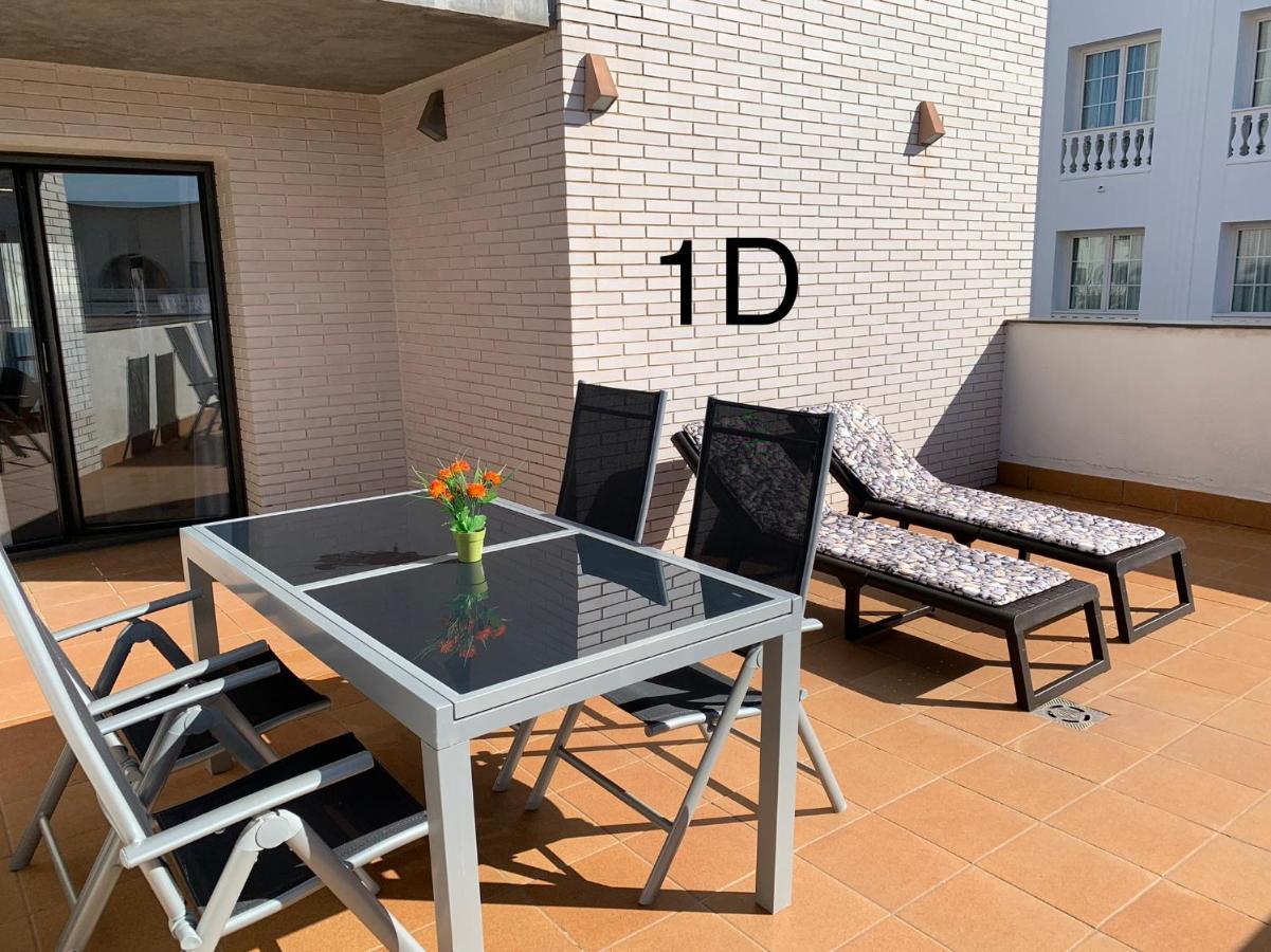 Edifici Violetta Apartment Empuriabrava Bagian luar foto