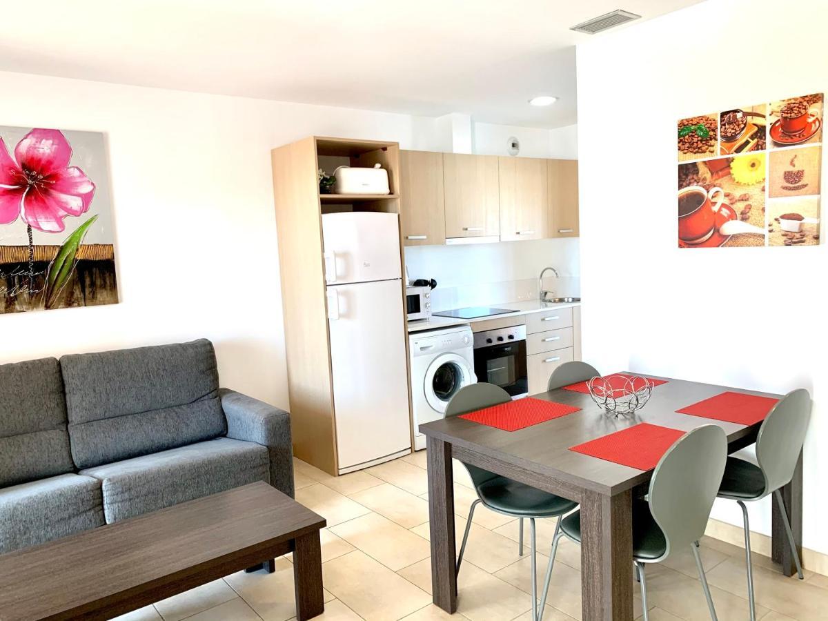 Edifici Violetta Apartment Empuriabrava Bagian luar foto