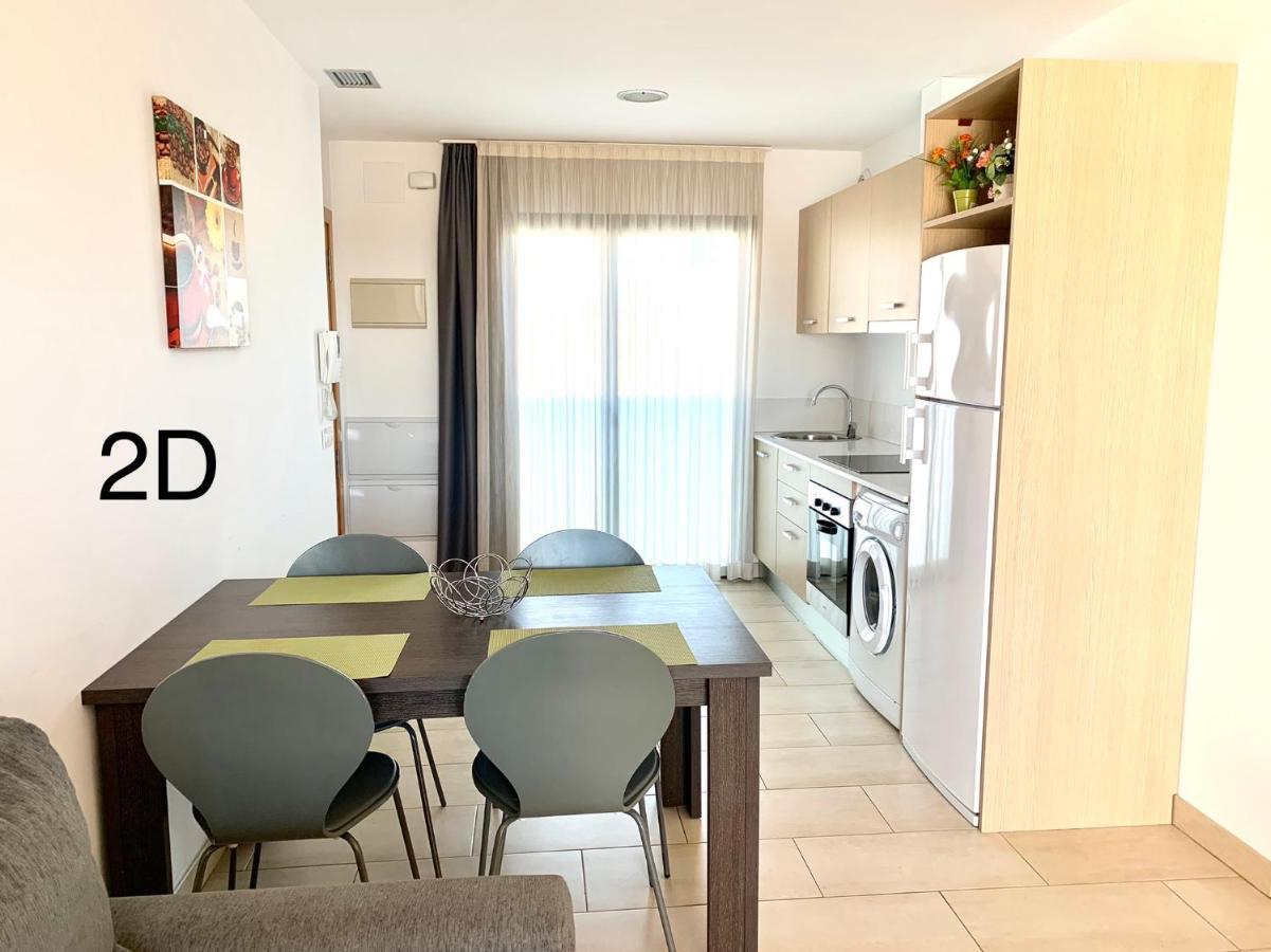 Edifici Violetta Apartment Empuriabrava Bagian luar foto