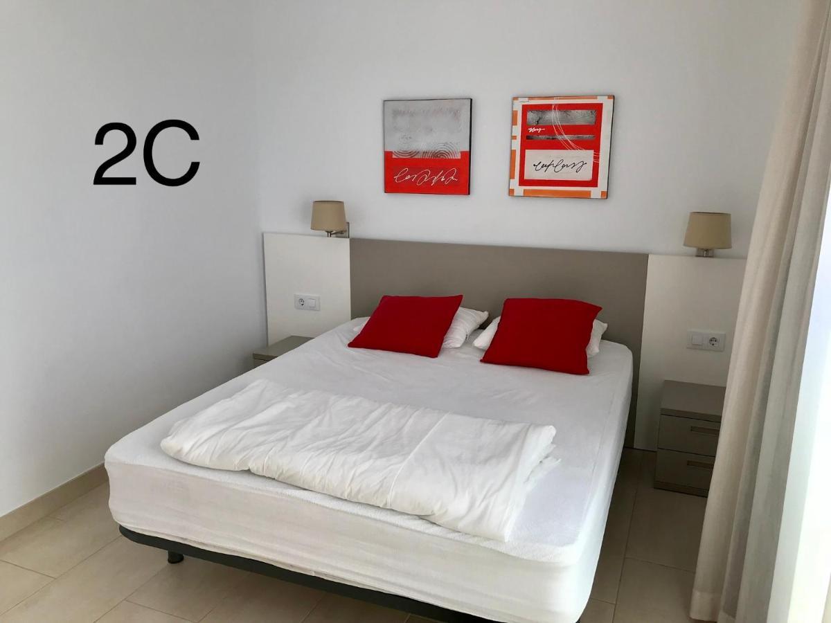 Edifici Violetta Apartment Empuriabrava Bagian luar foto