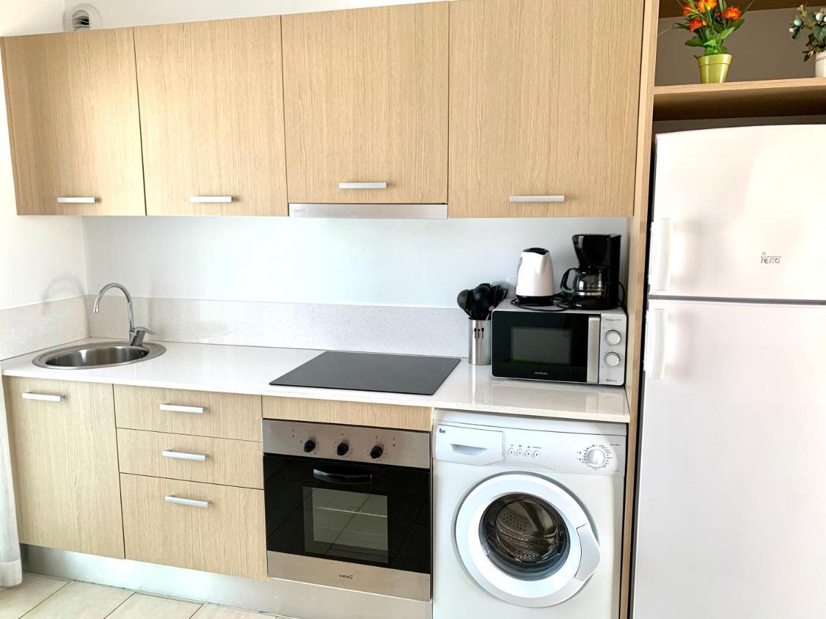 Edifici Violetta Apartment Empuriabrava Bagian luar foto