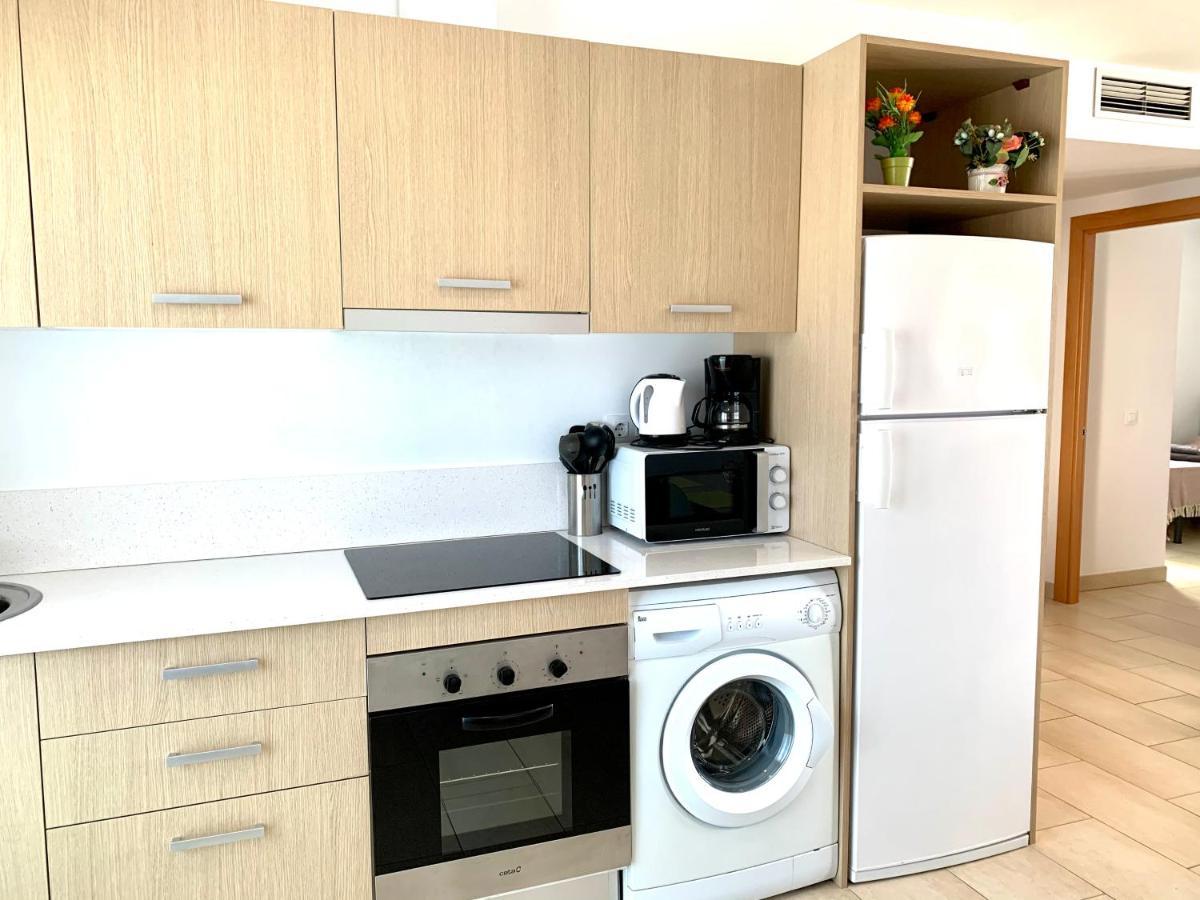 Edifici Violetta Apartment Empuriabrava Bagian luar foto