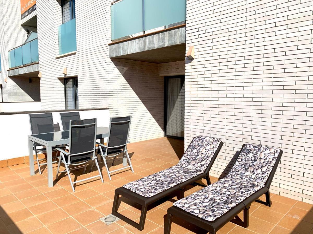 Edifici Violetta Apartment Empuriabrava Bagian luar foto