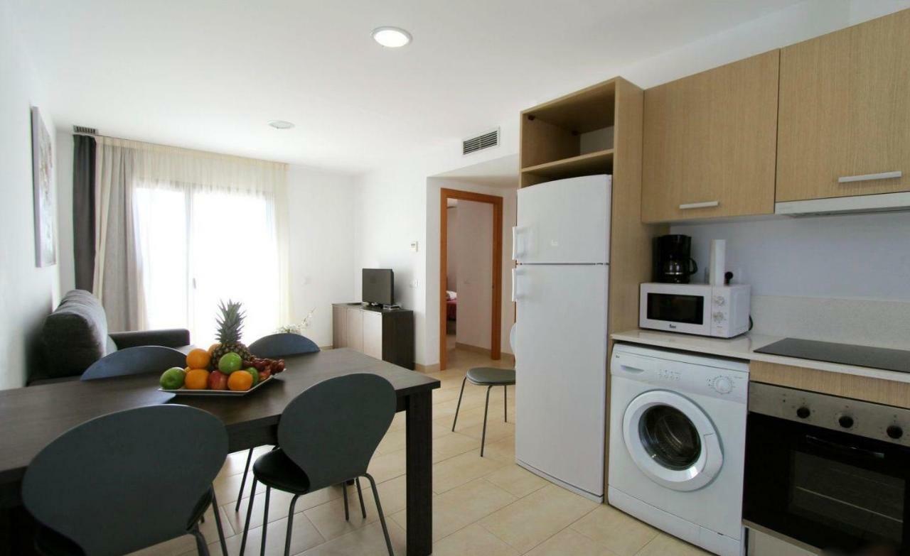 Edifici Violetta Apartment Empuriabrava Bagian luar foto