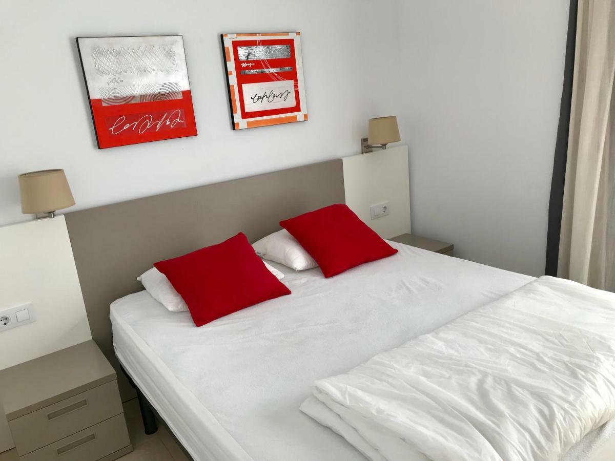 Edifici Violetta Apartment Empuriabrava Bagian luar foto